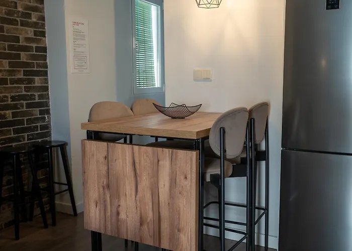 Piso moderno y tranquilo en el centro con terraza